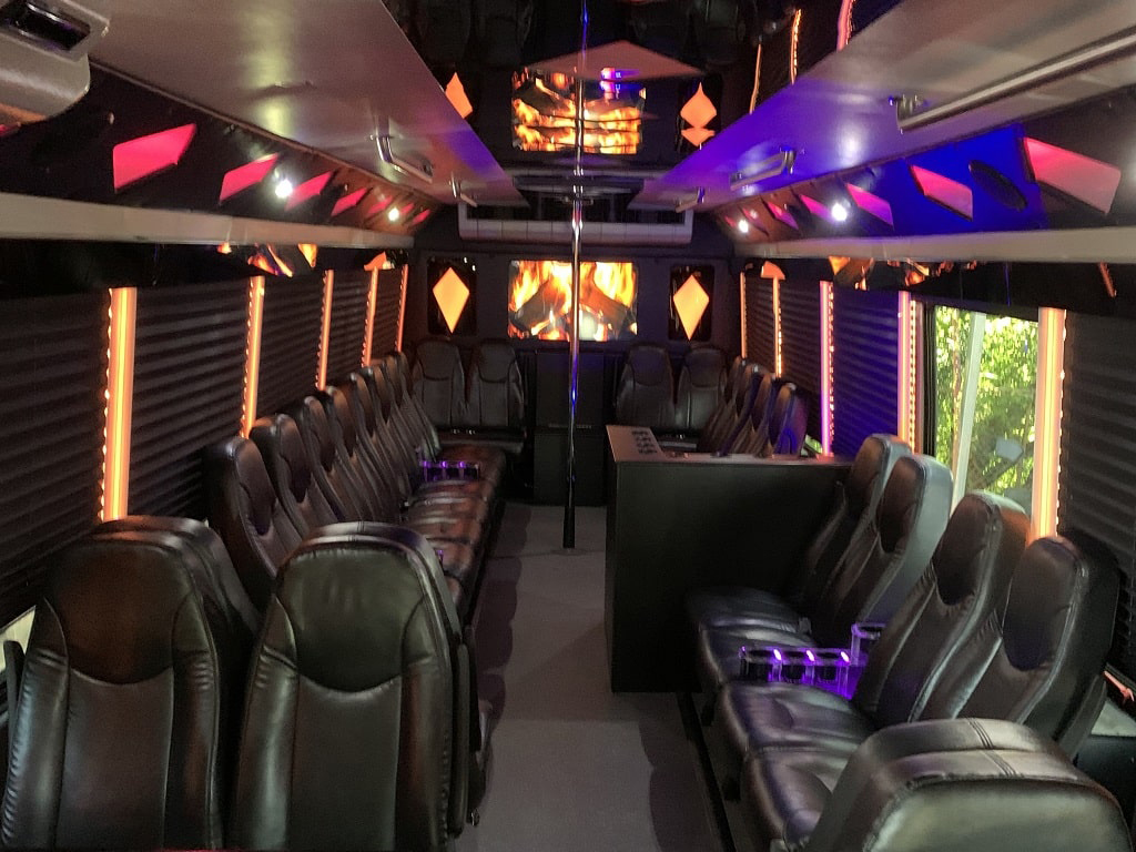 The-diamond-party-bus-interior02
